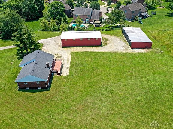 3rd image of 8471 Lesourdsville West Chester Rd