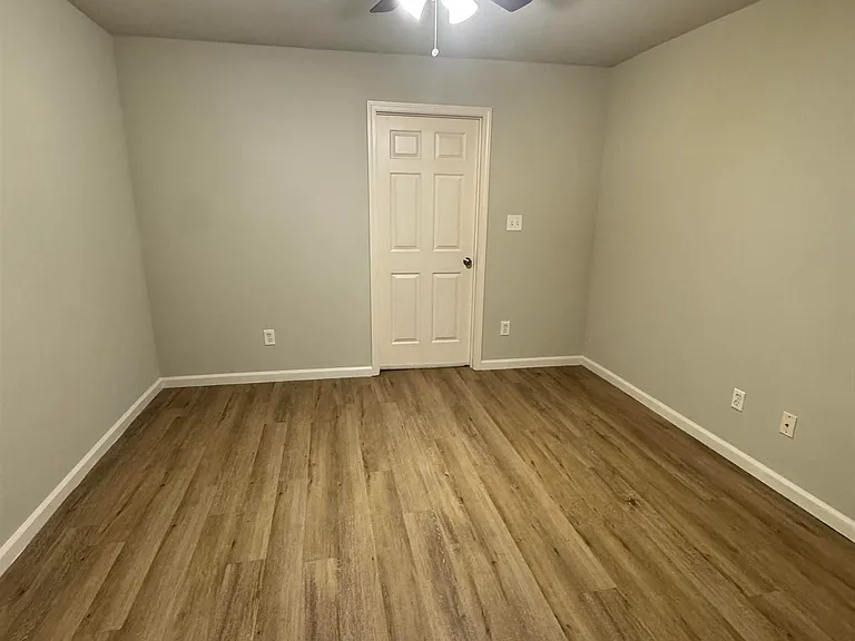116 Tabor Dr — Photo 7