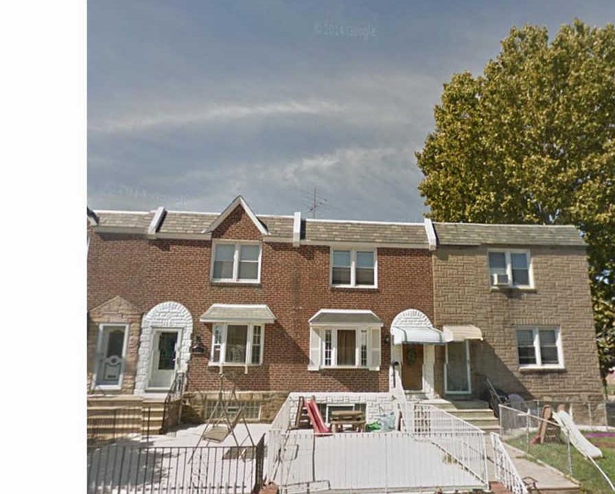 2nd image of 3302 Meridian St