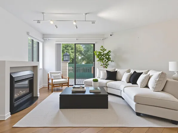 7605 Edinborough Way APT 6215, Edina, MN 55435