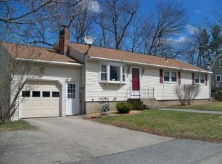 31 Vespa Ln, Nashua, NH 03064