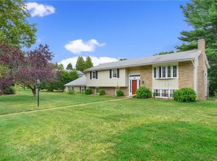 48 Farmview Dr, Cumberland, RI 02864