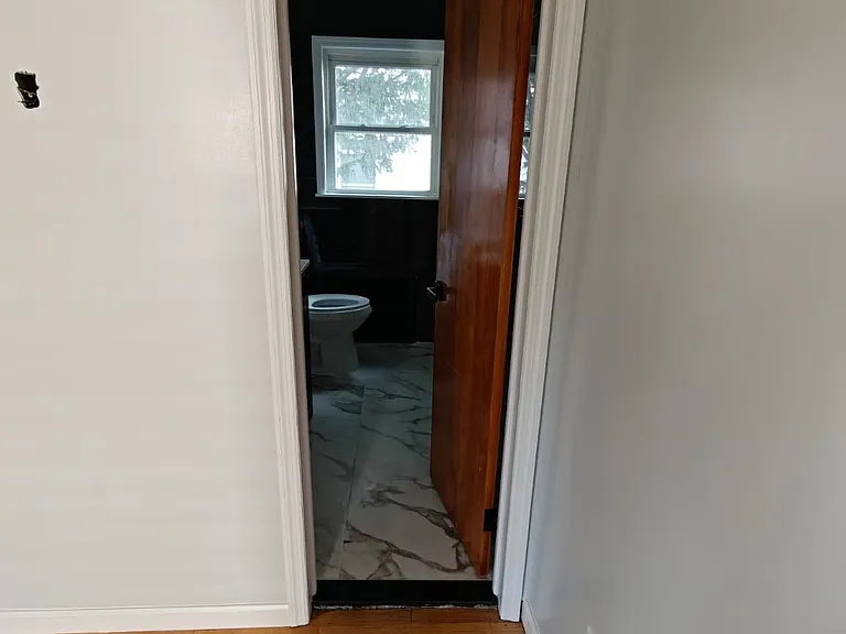 195 Alpine St — Photo 8