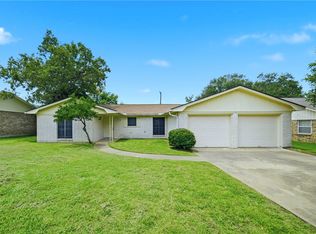 2304 Devonshire St, Bryan, TX 77802