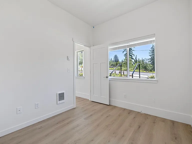 4010 Dewey Rd — Photo 9