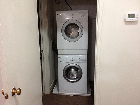 4th image of 969 E Orange St