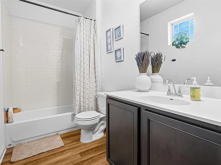 7704 Norah Dr — Photo 12