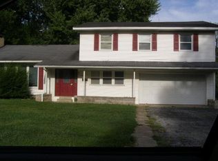 830 S 1st St, Mayfield, KY 42066