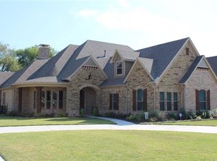 1 Signature Ct, Heath, TX 75032