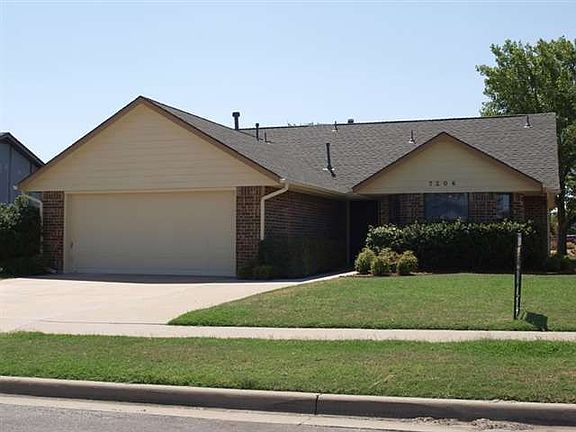 2nd image of 7206 NW Willow Pl