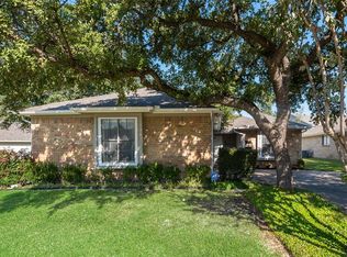 2707 Heather Glen Ct, Carrollton, TX 75006