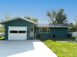 1400 Radisson Rd, Crookston, MN 56716