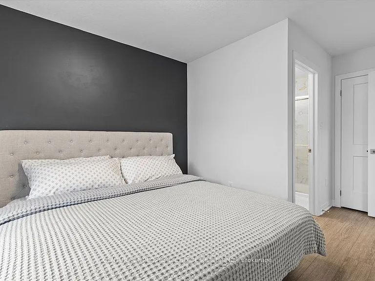 51 Sparrow Ave #56 — Photo 26