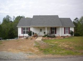 1776 Oakdale Rd, Camden, TN 38320