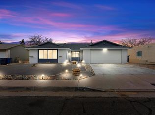 1221 Kirby St NE, Albuquerque, NM 87112