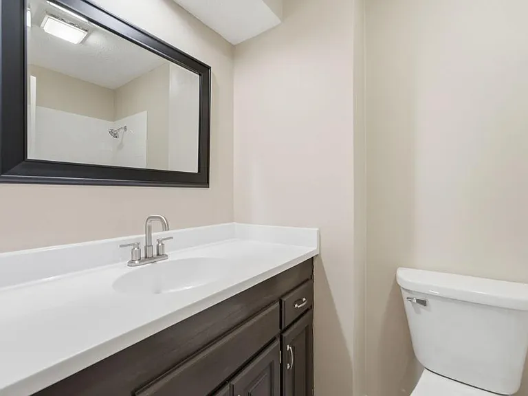 11804 Oakmont St — Photo 18