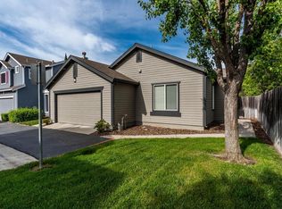 6430 Laguna Mirage Ln, Elk Grove, CA 95758