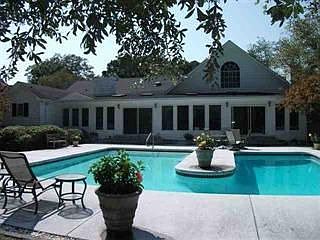 3rd image of 1314 Poinsett Dr