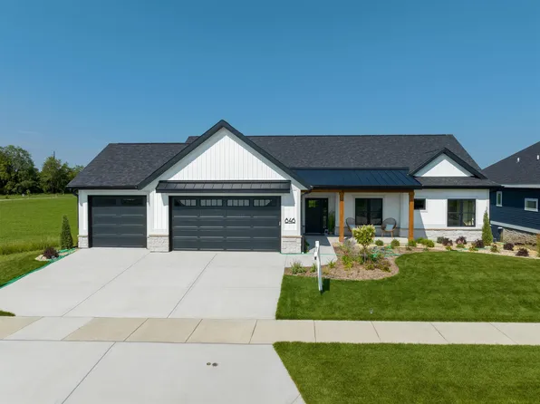 846 Capitol Dr, Dane, WI 53529