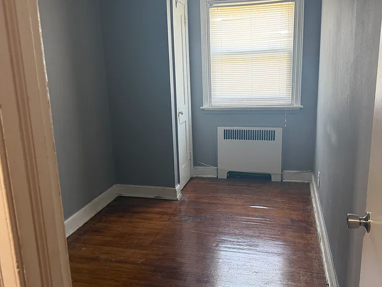 121 Houston Rd — Photo 2