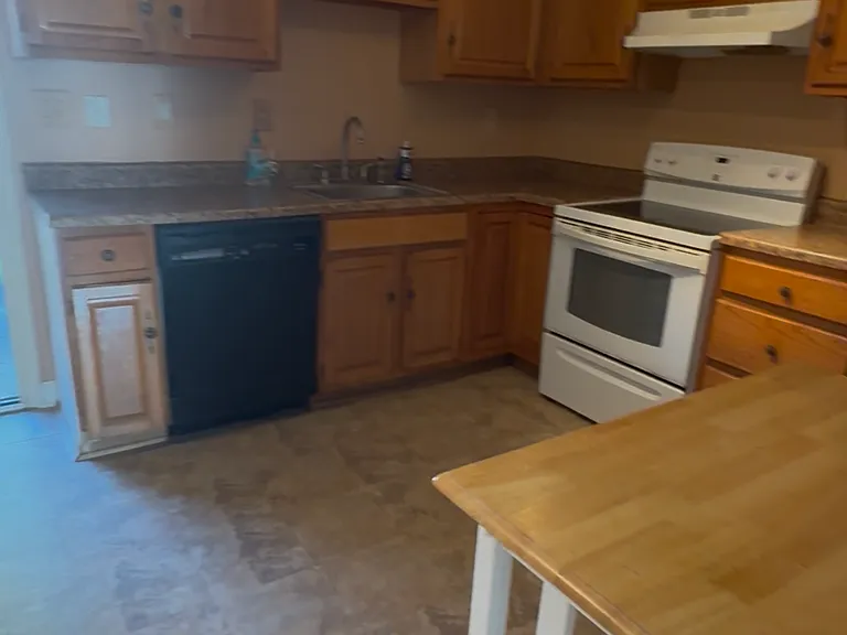 3182 Westdale Ct — Photo 7