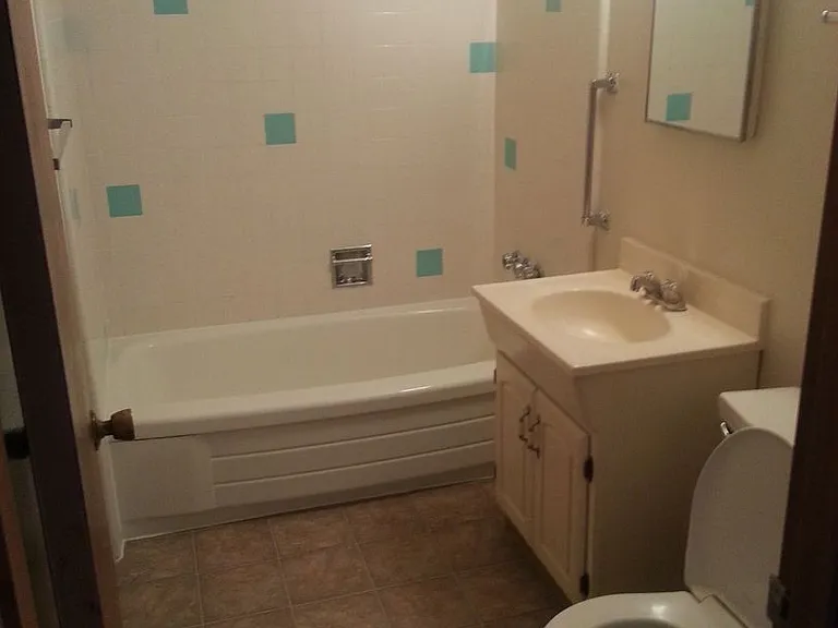 007-Garden Apartments — Photo 18