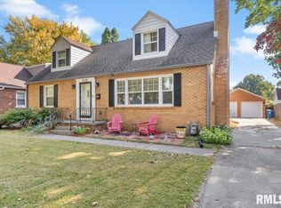 2120 Whittier Ave, Springfield, IL 62704