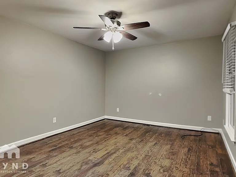 3504 Berdan Ct — Photo 11