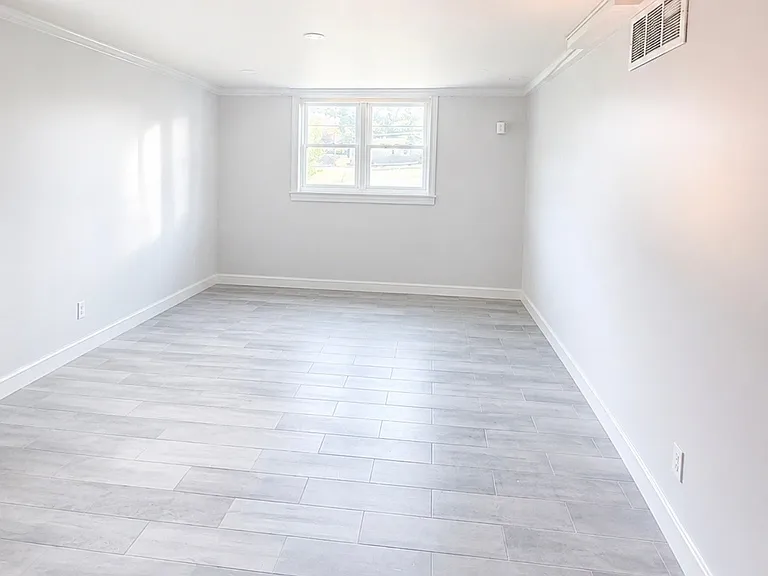 994 Overbrook Cir #1 — Photo 1