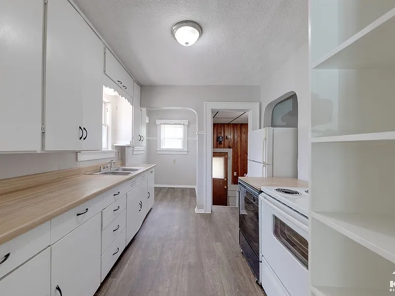 223 N Meridian Ave — Photo 5