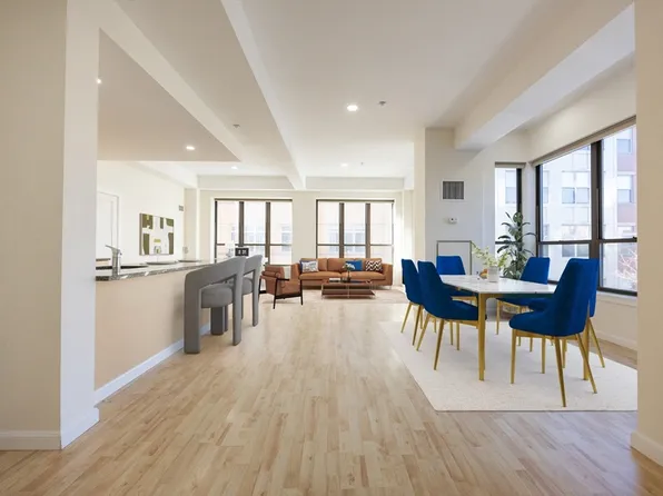 40 Fay St Unit 302, Boston, MA 02118