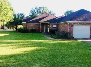 410 Bay Pointe Cir, Brandon, MS 39047