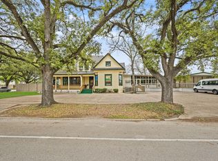 1030 4th St, Rosenberg, TX 77471
