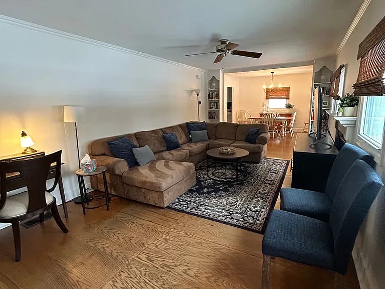 220 Ridge Ave — Photo 13