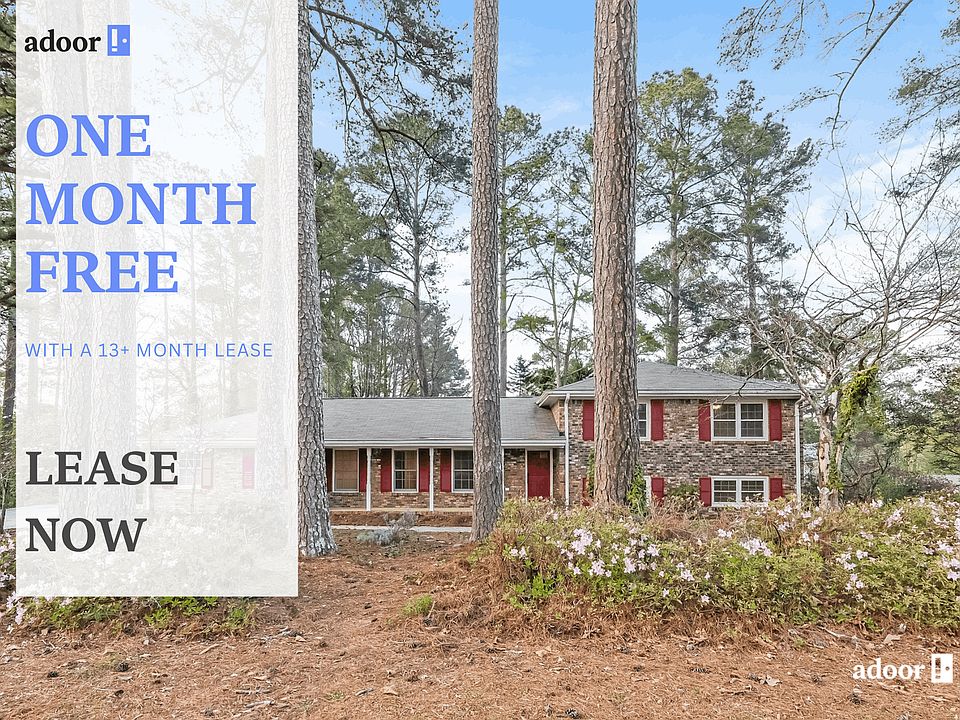 1st image of 704 Clubhouse Dr SE