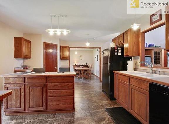 5th image of 2850 N 119th St