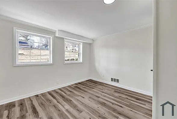 3913 Rock Ridge Rd — Photo 14