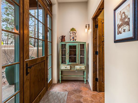 4th image of 617 1/2 Acequia Madre