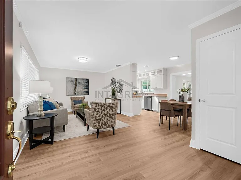 3315 W Beaumont St — Photo 10