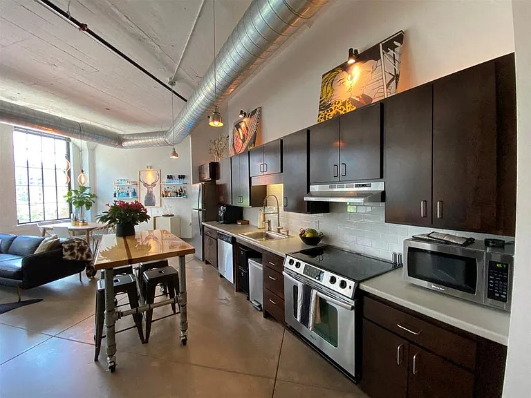 Gurley Lofts — Photo 9