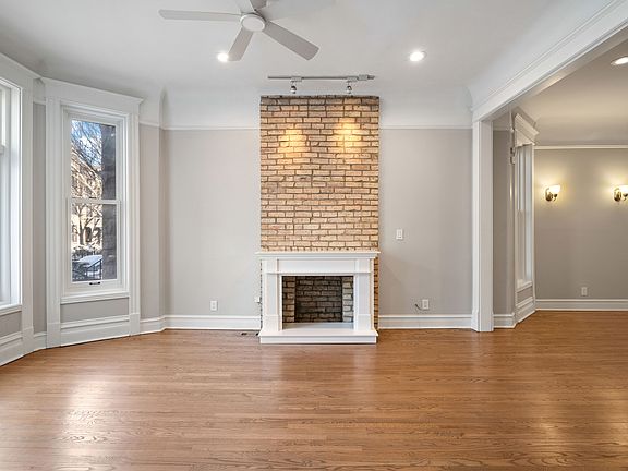 3rd image of 843 W Newport Ave APT 1