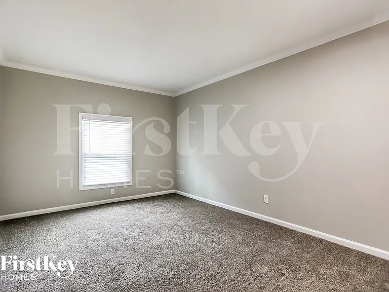 12404 W 100th St — Photo 12