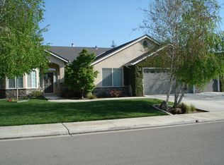 2461 Silverbrooke St, Kingsburg, CA 93631