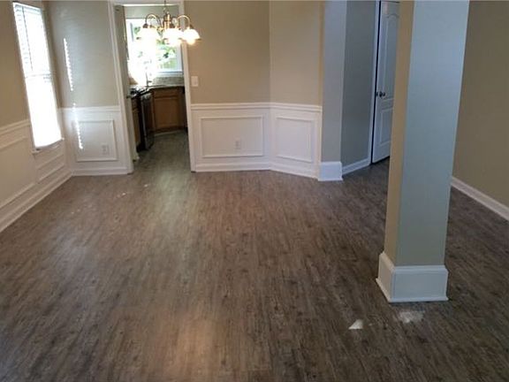 2nd image of 1732 Hillside Bend Xing