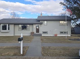 1116 3rd Ave W, Mobridge, SD 57601