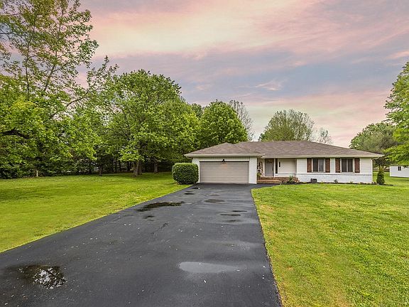 2nd image of 6754 Brayfield Dr