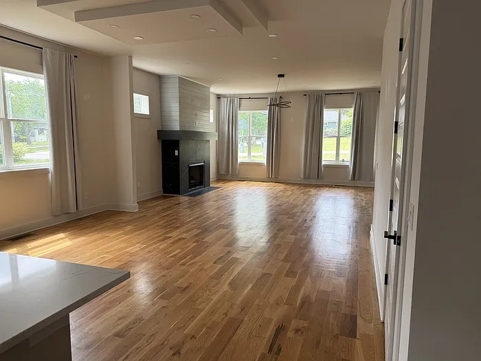2321 Carter Ave #A — Photo 9