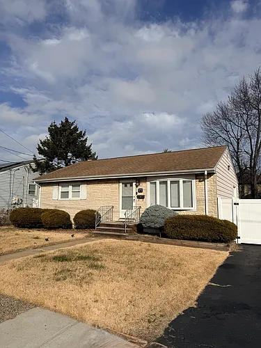 27 Rector Ave Photo 1
