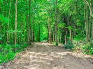 Northampton Rd, Cuyahoga Falls, OH 44223