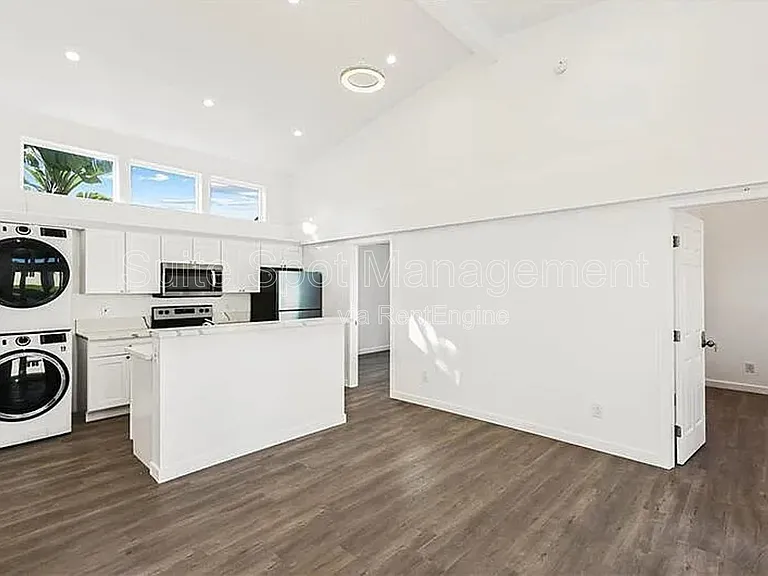 554 N Cambridge St #552 — Photo 9